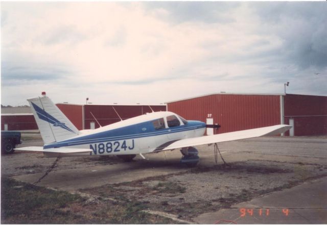 Piper Cherokee (N8824J) - Pre-flight at Lunken Airport, Cincinnati Ohio