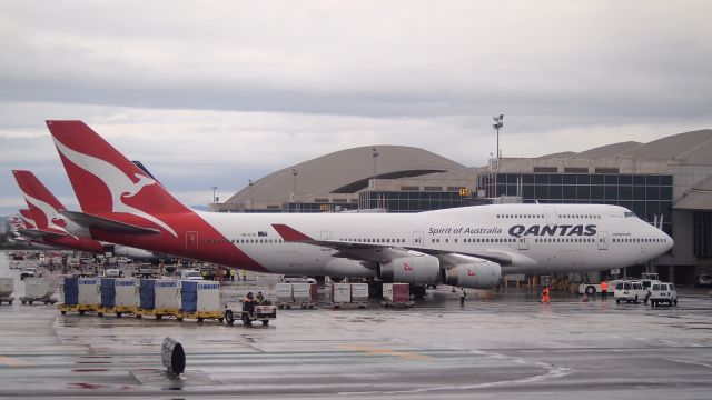 Boeing 747-400 (VH-OJS)