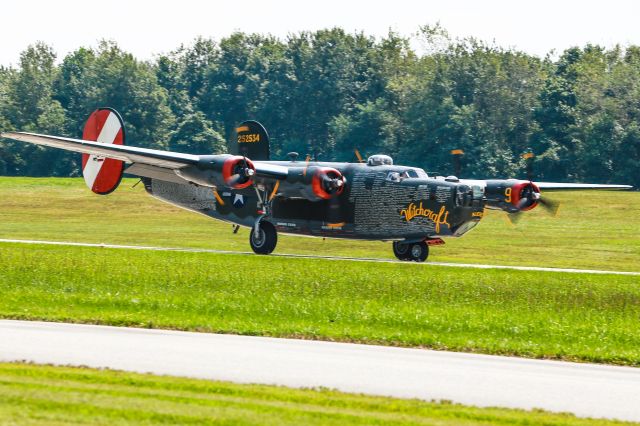 Consolidated B-24 Liberator — - Landing Coatesville PA  8-21-13