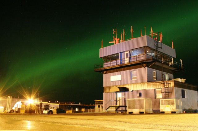 — — - Nav Canada FSS - Airside - Northern Lights