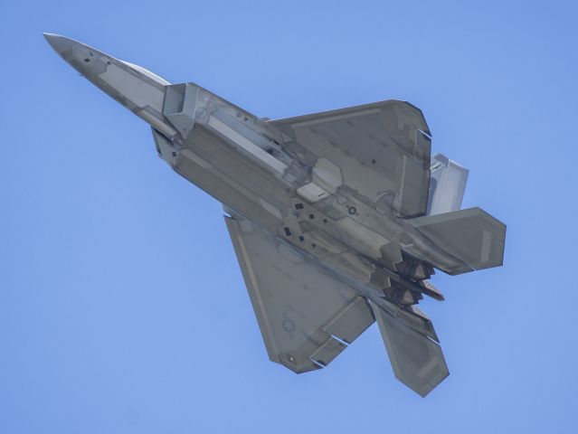 Lockheed F-22 Raptor — - F-22 Raptor at the Dayton Airshow. 