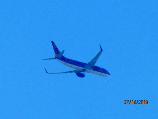 Boeing 737-800 (N805SY)