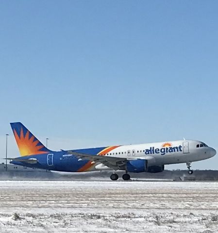 Airbus A320 (N233NV) - Runway 1 departure! 1/23/22.