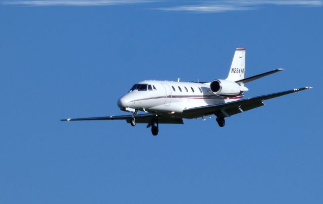 Cessna Citation Excel/XLS (N264VR) - On final is this 2002 Cessna Citation 560XL in the Autumn of 2019.