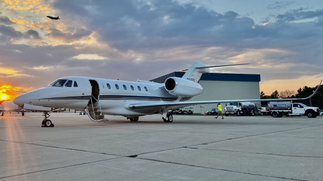Cessna Citation X (N515CX) - LOOK UP!! br /br /EZGO Golf Cart’s 2015 Cessna 750 Citation X+, featuring Maj. “Beo” Wolfe ripping overhead in her F-35A. 7/27/22. br /br /best in full