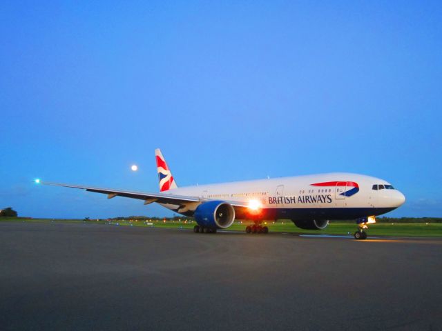 Boeing 777-200 (G-VIIY)