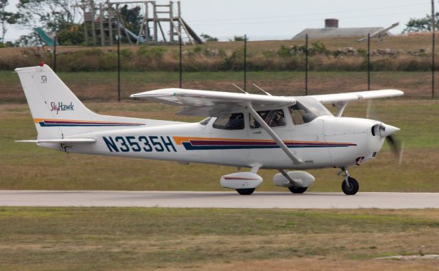 Cessna Skyhawk (N3535H)