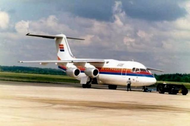 Avro Avroliner (RJ-70) — - My first airline job was with Presidential airways out of IAD. We were first Continental Jet Express, then we became United Express.