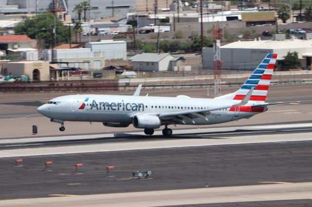 Boeing 737-800 (N924AN)
