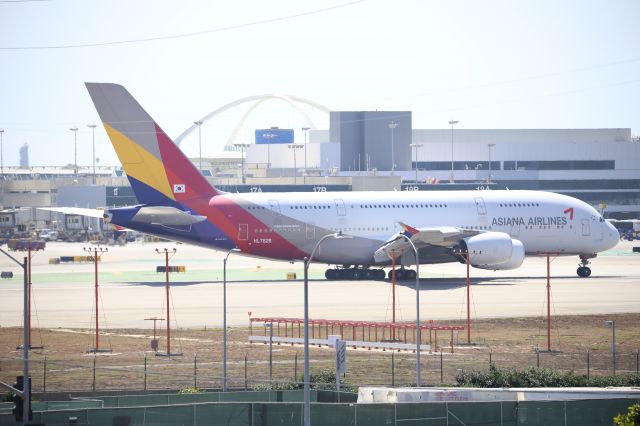 Airbus A380-800 (HL7626)