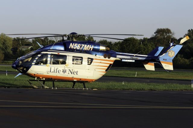 KAWASAKI EC-145 (N587MH)