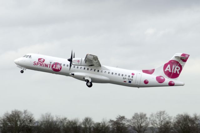 ATR ATR-72 (SP-SPE) - A charter for VizionAir departing from Rotterdam The Hague Airport for La Rochelle.