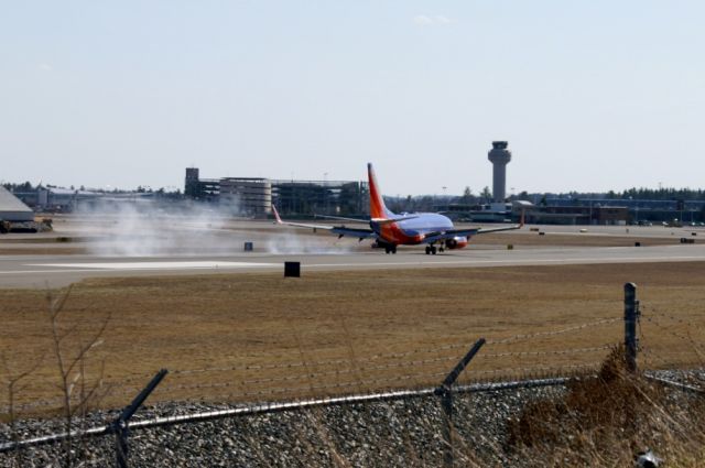 Boeing 737-700 (N916WN)