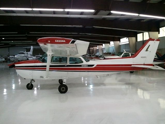 Cessna Skyhawk (N566Q)