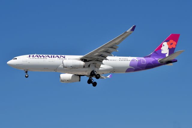 Airbus A330-200 (N399HA) - 23-L 09-07-21 Bringing in another load of Afghan refugees from IAD. Aircraft did another turn came in during the early evening.