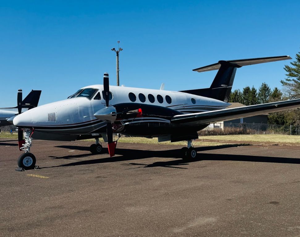 Beechcraft Super King Air 200 (N58AY)