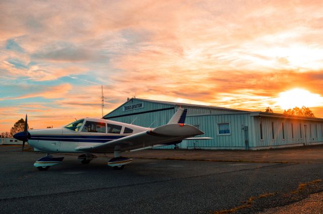 Piper Cherokee (N55340)