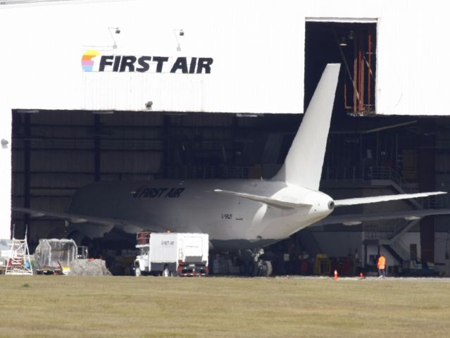 BOEING 767-200 (C-GKLY) - Squeezing a B762 into a the First Air hangar