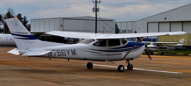 Cessna Skylane (N756YM)