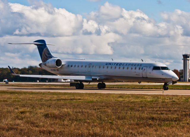 Canadair Regional Jet CRJ-700 (N509MJ)