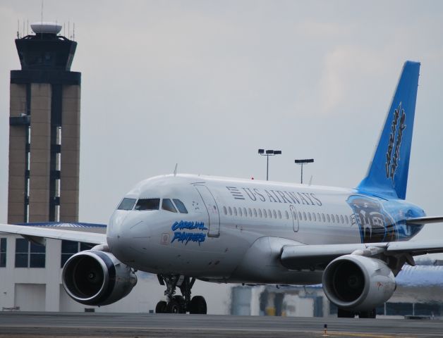 Airbus A319 (N717UW) - 18L - 2/23/10