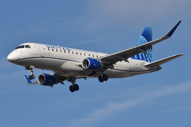 Embraer 175 (N723YX) - Republic. 23-R. 12-17-24