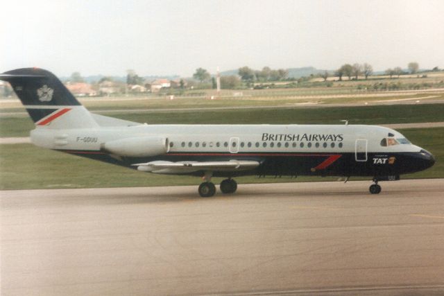 Fokker Fellowship (F-GDUU) - Seen here on 21-Apr-94.br /br /With TAT from Jul-85 to Mar-01 when it became XT-TIB for Air Burkina.br /Broken up at DFFD.