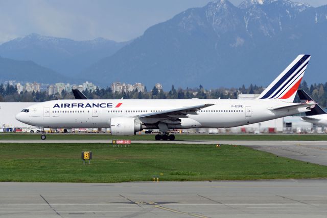 Boeing 777-200 (F-GSPE)