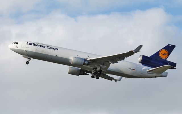 Boeing MD-11 (D-ALCD) - lufthansa cargo md-11f d-alcd dep shannon 17/10/17.