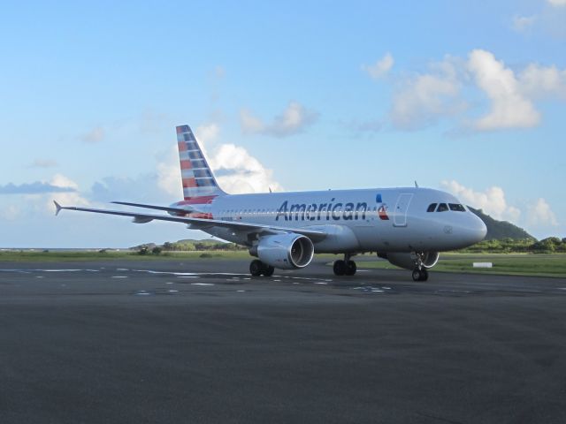 Airbus A319 (N712US)