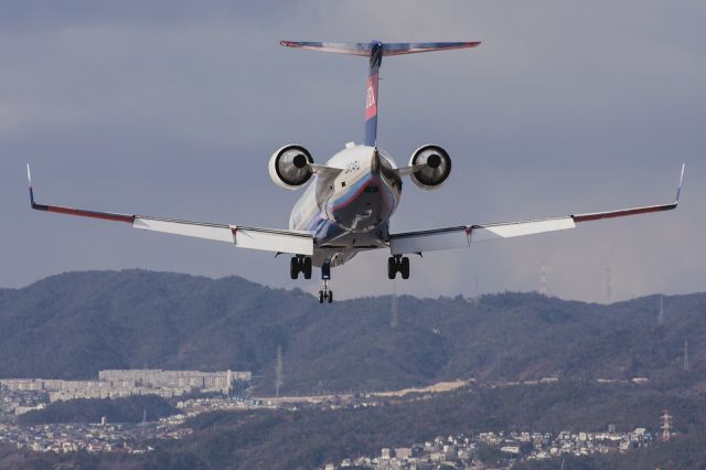 Canadair Regional Jet CRJ-200 (JA04RJ)