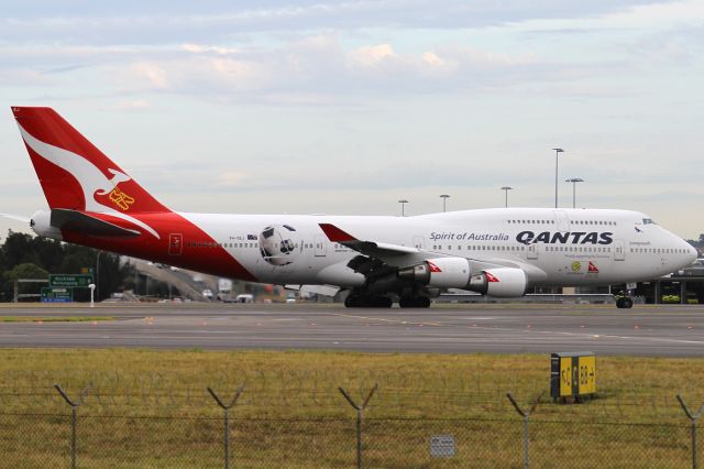 Boeing 747-400 (VH-OEJ)