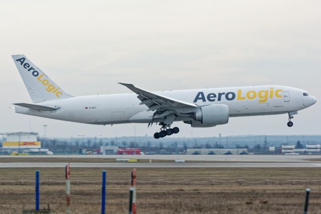 BOEING 777-200LR (D-AALC)