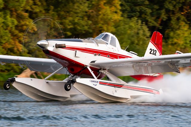 AIR TRACTOR Fire Boss (N804RX) - Tanker 232 scooping up water from the Willamette River to fight the nearby Liberty Fire. What an amazing machine!