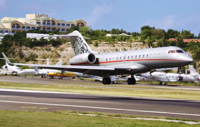Bombardier Global Express (OE-LGX)