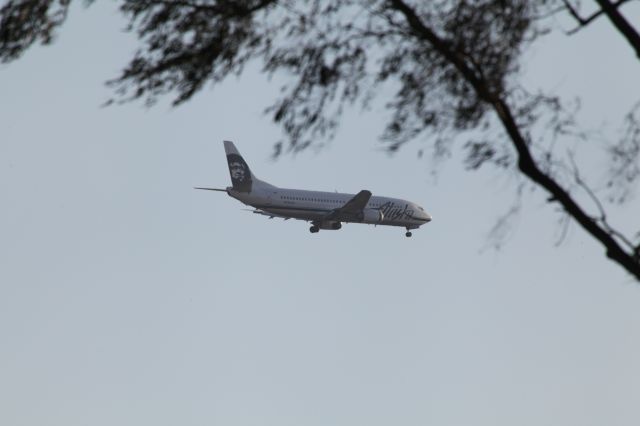 BOEING 737-400 (N792AS)