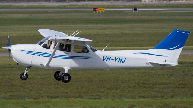 Cessna Skyhawk (VH-YHJ)