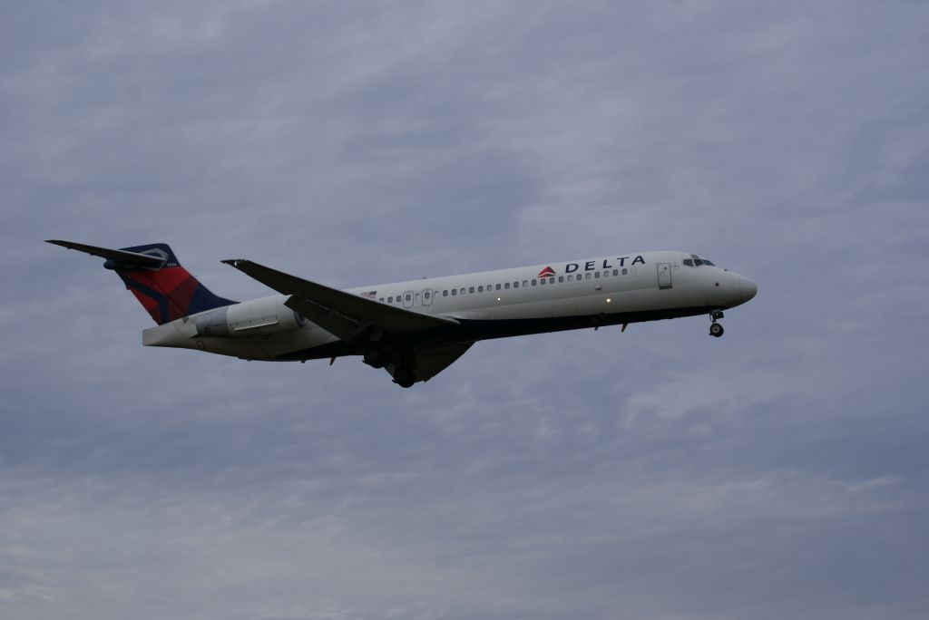 Boeing 717-200 (N972AT)