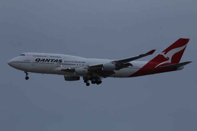 Boeing 747-400 (VH-OJS)