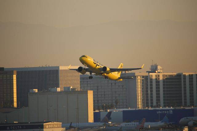 Airbus A320neo (N947NK)