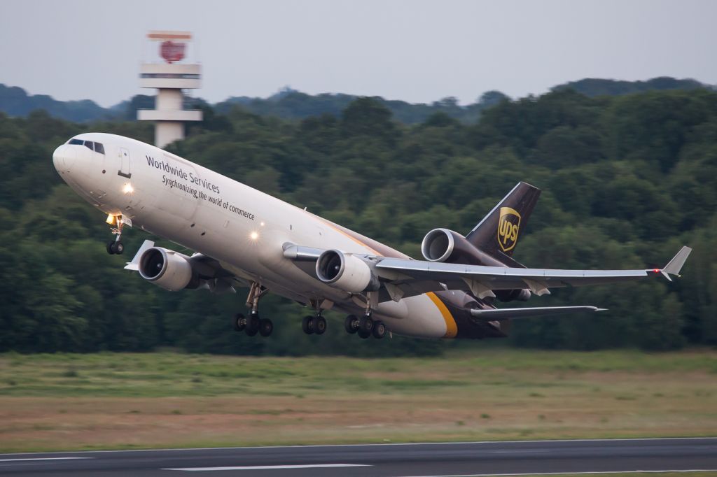 Boeing MD-11 (N275UP)