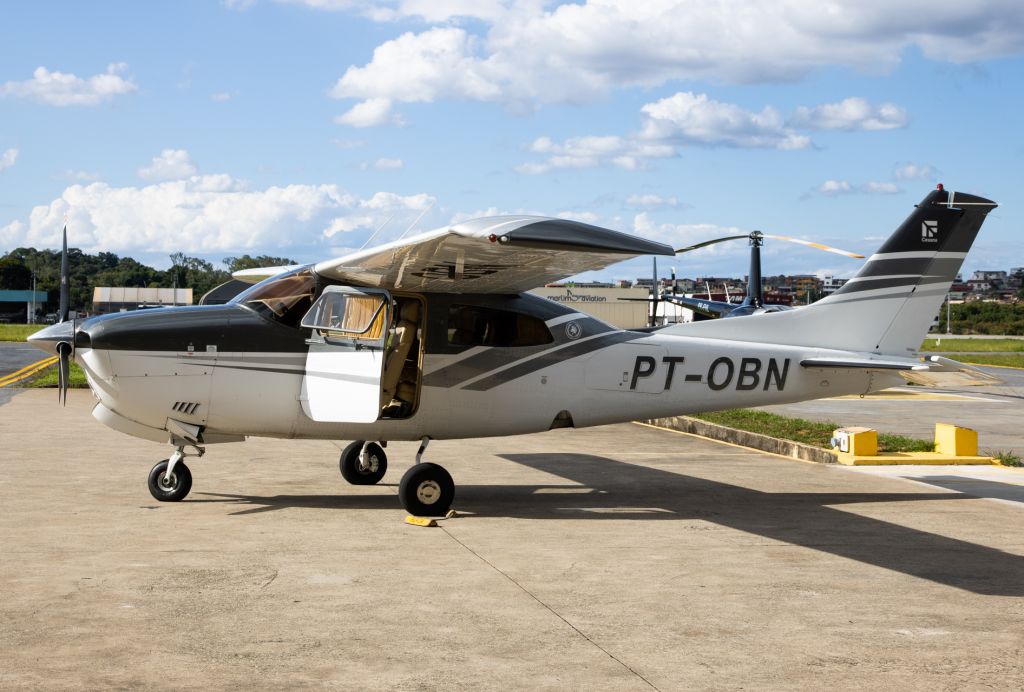 Cessna Centurion (PT-OBN)