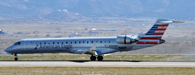 Canadair Regional Jet CRJ-700 (N534AE)