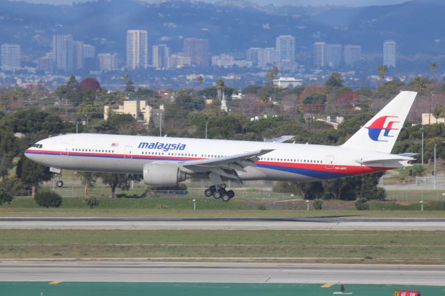 Boeing 777-200 (9M-MRC)