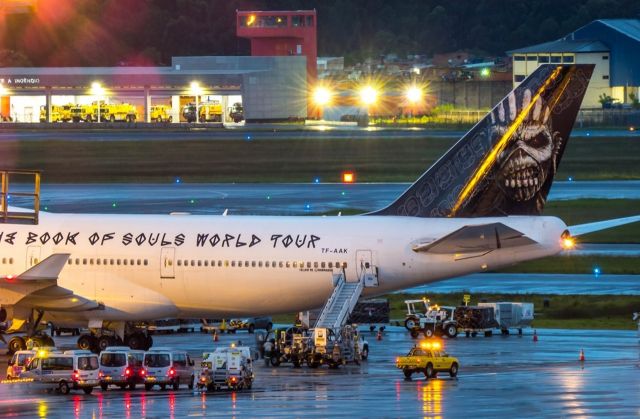 Boeing 747-200 (TF-AAK)