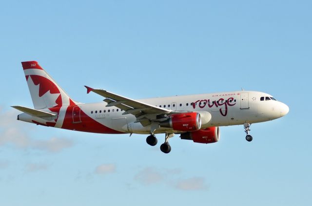 Airbus A319 (C-FYKW)