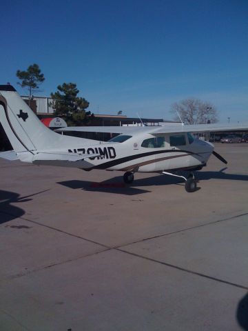 Cessna Centurion (N701MD)