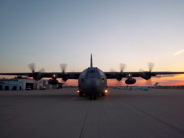 Lockheed C-130 Hercules —