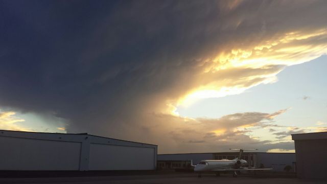 Embraer ERJ-135 (N908FL) - Photo by Billy the Kid