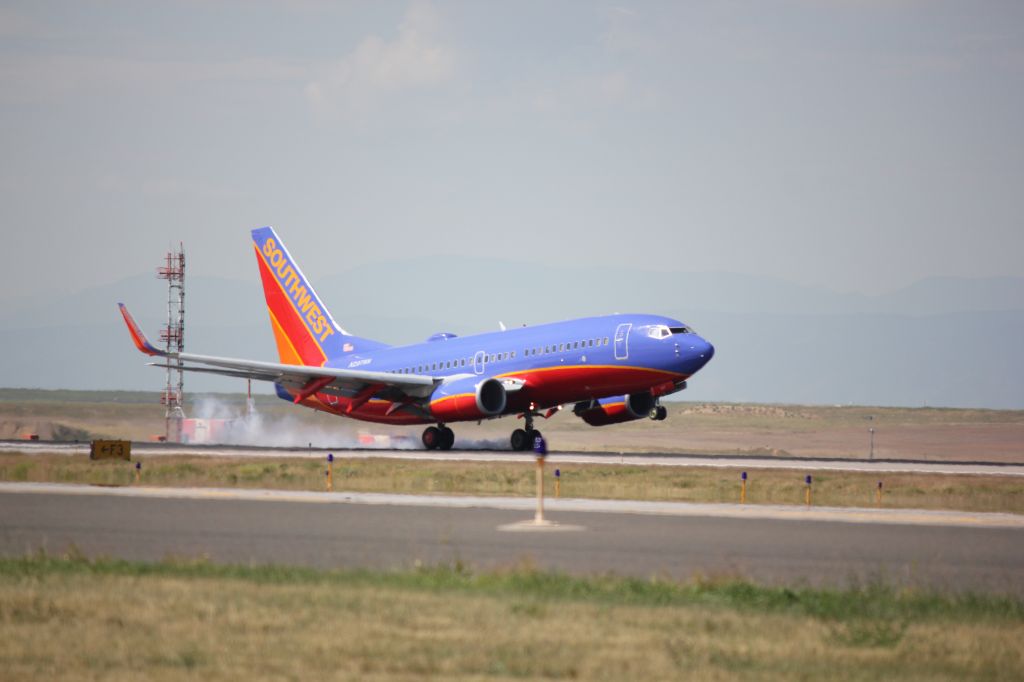 Boeing 737-700 (N297WN) - Landing 34R